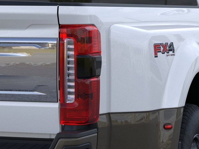 2026 Ford Super Duty F-350 DRW F-350® King Ranch®