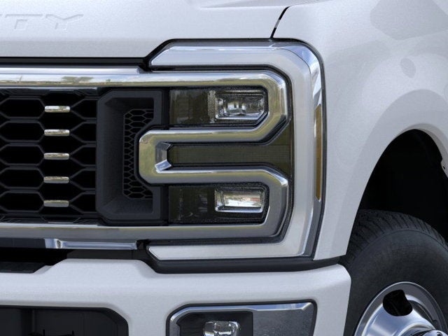 2026 Ford Super Duty F-350 DRW Platinum