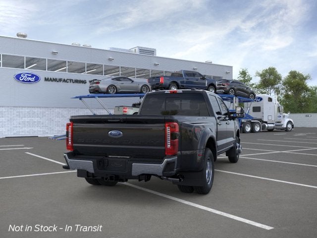2026 Ford Super Duty F-350 DRW F-350® Lariat®