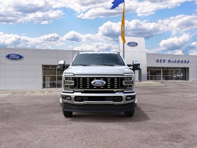 2027 Ford Super Duty F-350 DRW F-350® King Ranch®