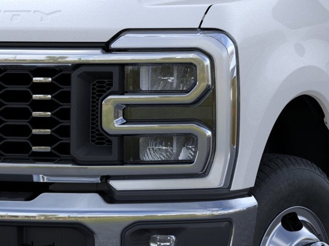 2026 Ford Super Duty F-350 DRW F-350® Lariat®