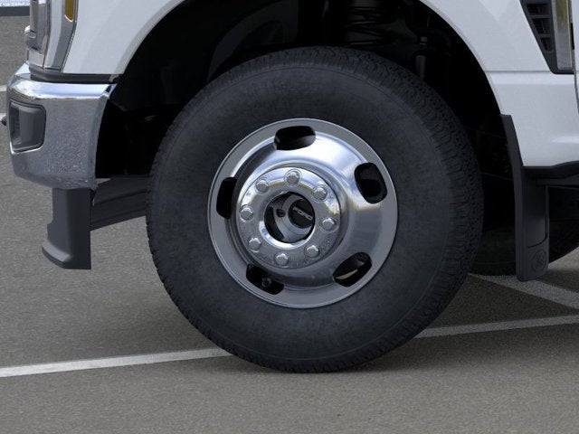 2026 Ford Super Duty F-350 DRW F-350® XLT