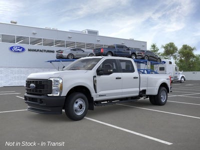 2026 Ford Super Duty F-350 DRW Base