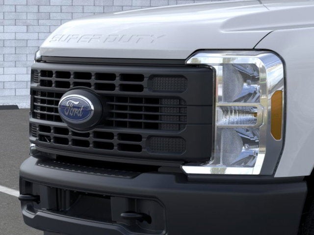2026 Ford Super Duty F-350 DRW Base