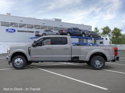 2026 Ford Super Duty F-450 DRW LARIAT