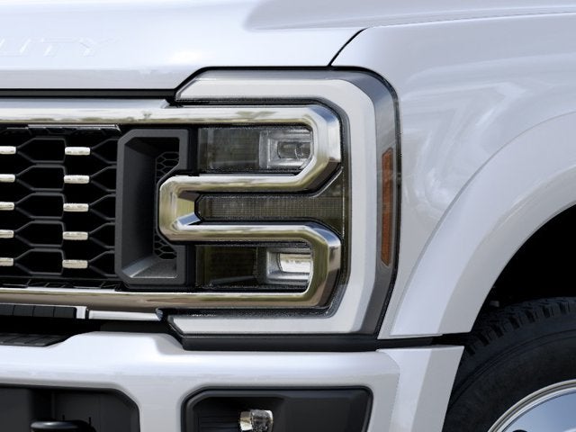 2027 Ford Super Duty F-450 DRW Platinum