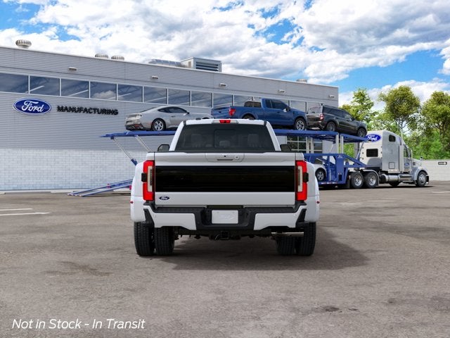 2027 Ford Super Duty F-450 DRW Platinum