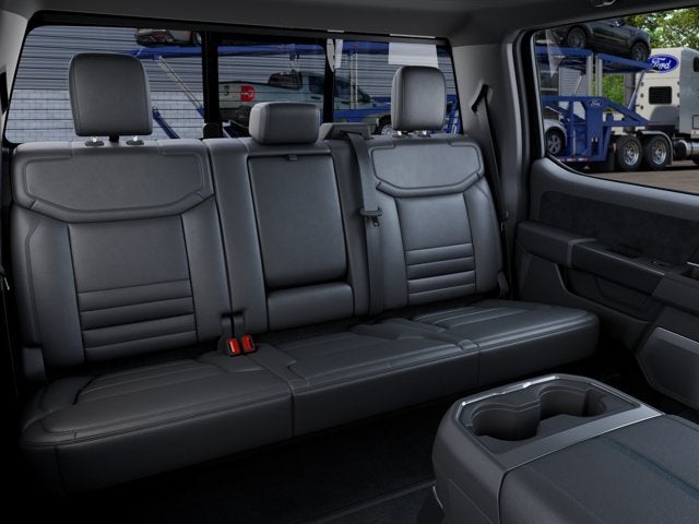 2027 Ford Super Duty F-450 DRW Platinum