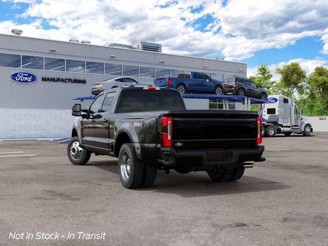 2027 Ford Super Duty F-450 DRW Platinum
