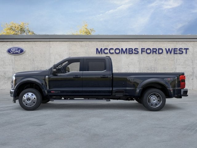 2026 Ford Super Duty F-450 DRW LARIAT