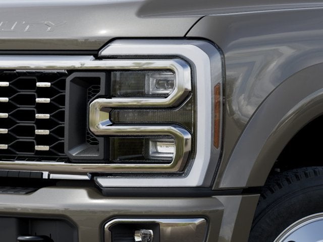 2027 Ford Super Duty F-450 DRW Platinum