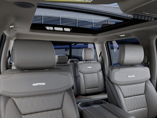 2027 Ford Super Duty F-450 DRW Platinum
