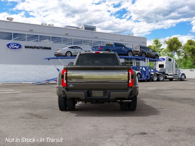 2027 Ford Super Duty F-450 DRW Platinum