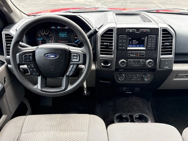 2016 Ford F-150 Base