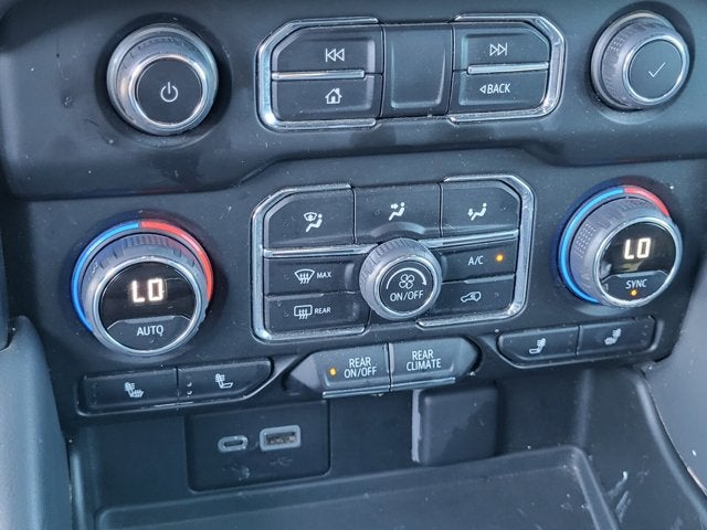 2024 Chevrolet Suburban RST