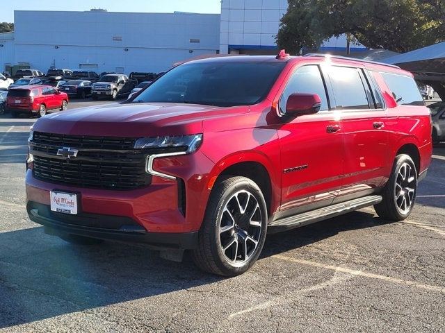 2024 Chevrolet Suburban RST