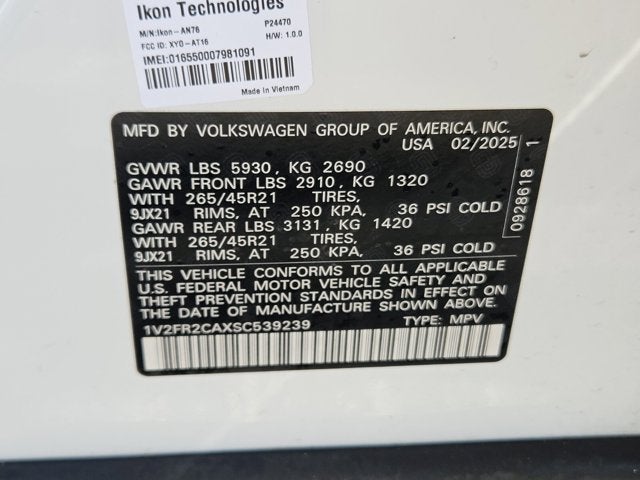 2025 Volkswagen Atlas 2.0T SEL Premium R-Line