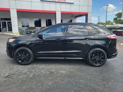 2022 Ford Edge SE