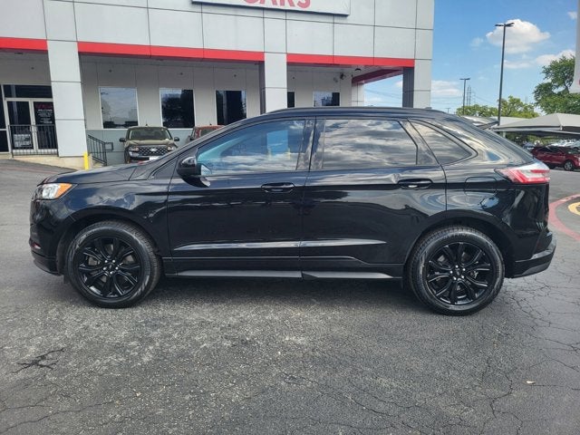 2022 Ford Edge SE