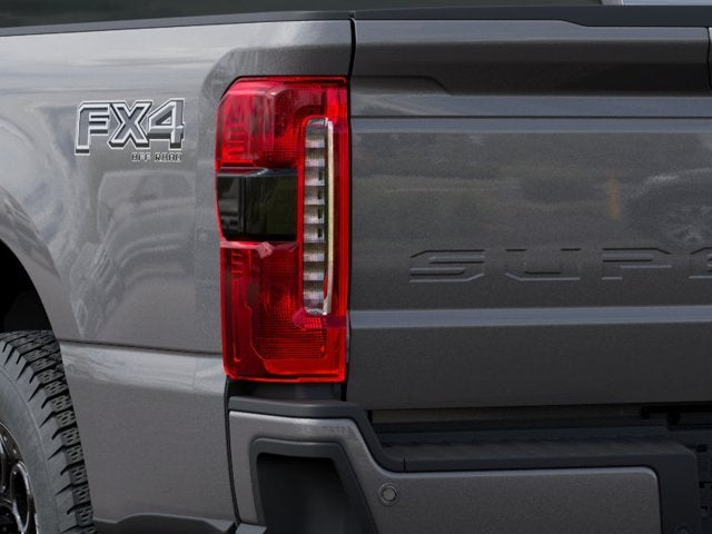 2027 Ford Super Duty F-250 SRW XLT
