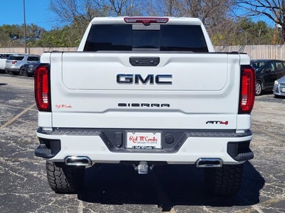 2025 GMC Sierra 1500 AT4