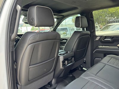 2025 GMC Sierra 1500 AT4X