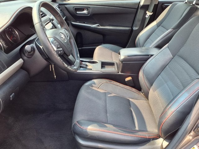 2017 Toyota Camry SE