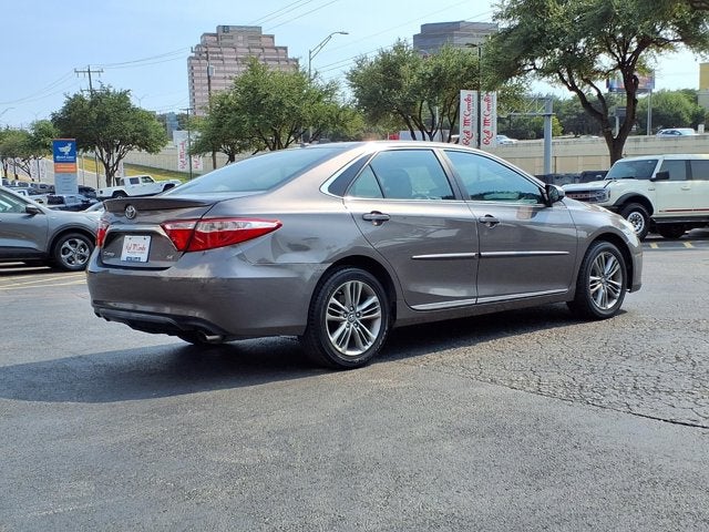 2017 Toyota Camry SE
