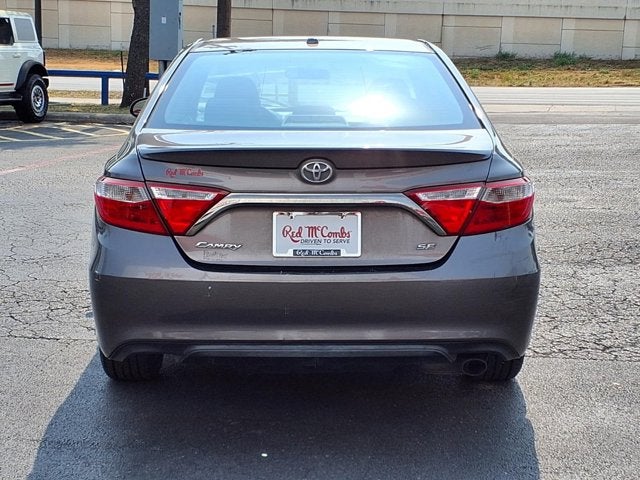 2017 Toyota Camry SE