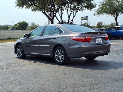 2017 Toyota Camry SE