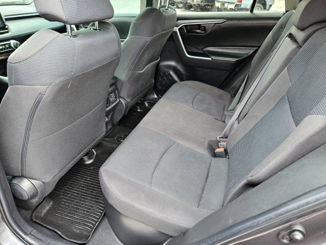 2022 Toyota RAV4 Hybrid LE