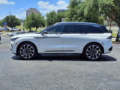 2025 Lincoln Nautilus Black Label