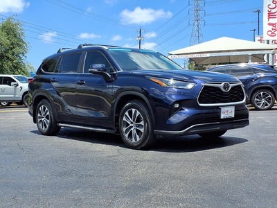 2023 Toyota Highlander XLE