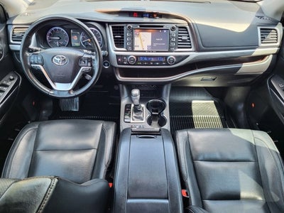 2019 Toyota Highlander LIMITED PLATINU