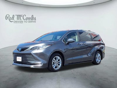2025 Toyota Sienna Limited