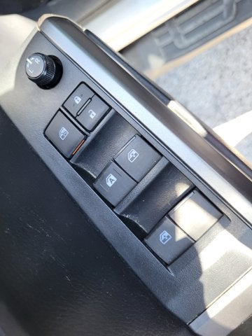 2020 Toyota Tacoma 2WD SR5