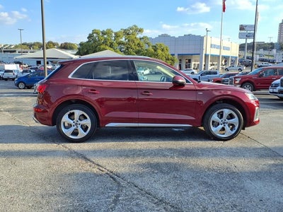 2022 Audi Q5 S line Premium Plus