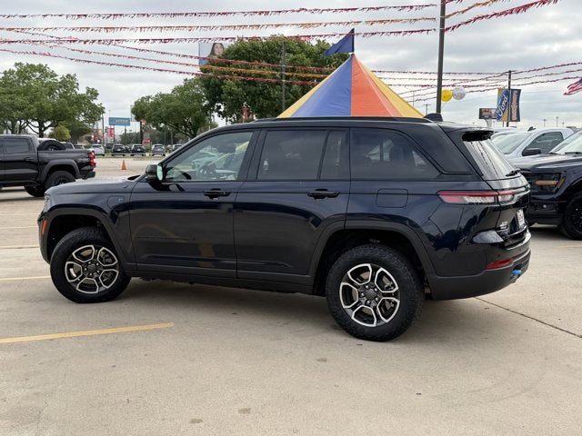 2022 Jeep Grand Cherokee 4xe Trailhawk