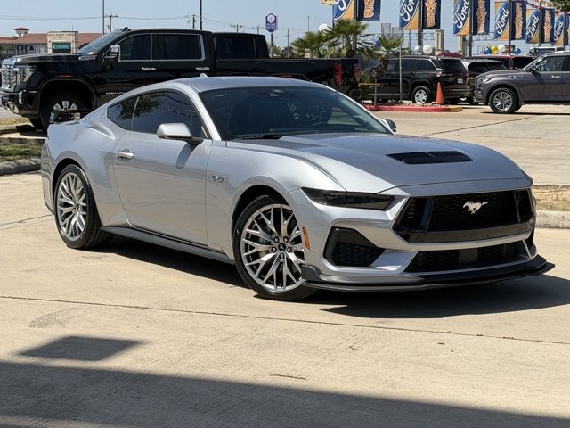 2025 Ford Mustang Base