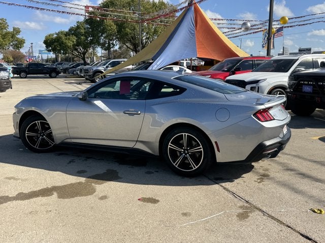 2024 Ford Mustang Base