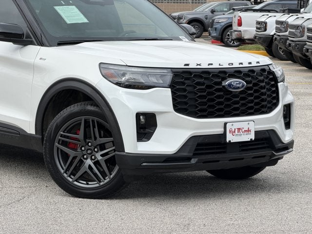 2025 Ford Explorer ST-Line