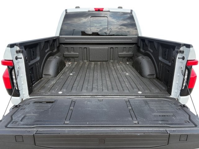 2024 Ford F-150 Lightning Lariat®