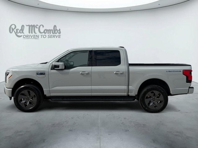 2024 Ford F-150 Lightning Lariat®