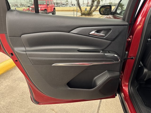 2025 Chevrolet Traverse FWD LT