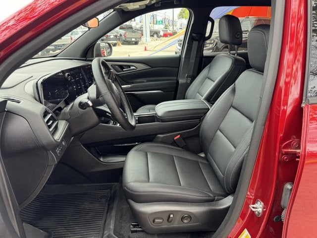 2025 Chevrolet Traverse FWD LT