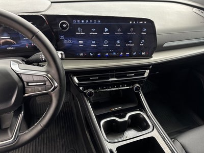 2025 Chevrolet Traverse FWD LT