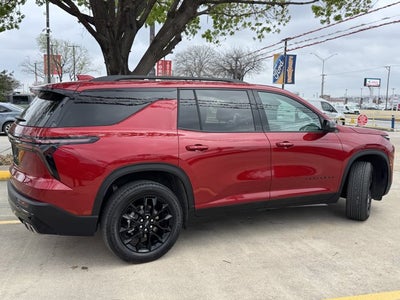 2025 Chevrolet Traverse FWD LT