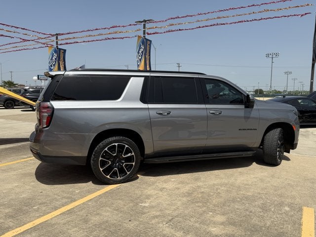 2022 Chevrolet Suburban RST