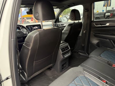 2024 Volkswagen Atlas Cross Sport 2.0T SEL Premium R-Line