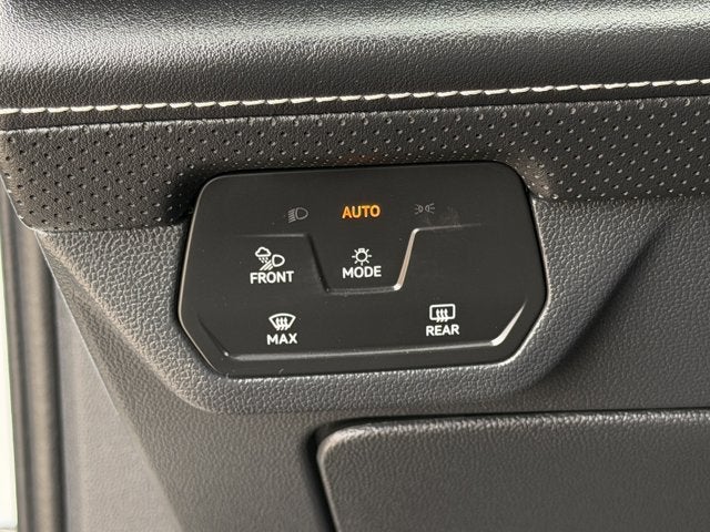 2024 Volkswagen Atlas Cross Sport 2.0T SEL Premium R-Line